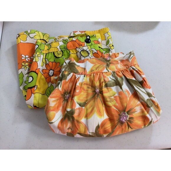 Vintage Mid Century Floral Apron Lot of 2 - Picture 7 of 8